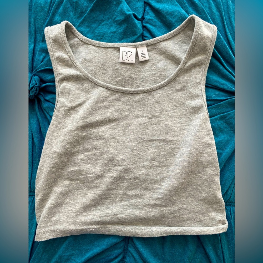 Gray crop top tank size small